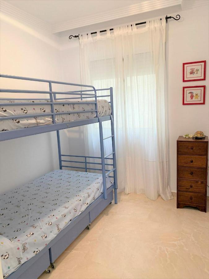 Banana - Eaw Homes * Marbella