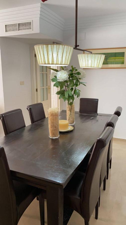 Banana - Eaw Homes * Marbella